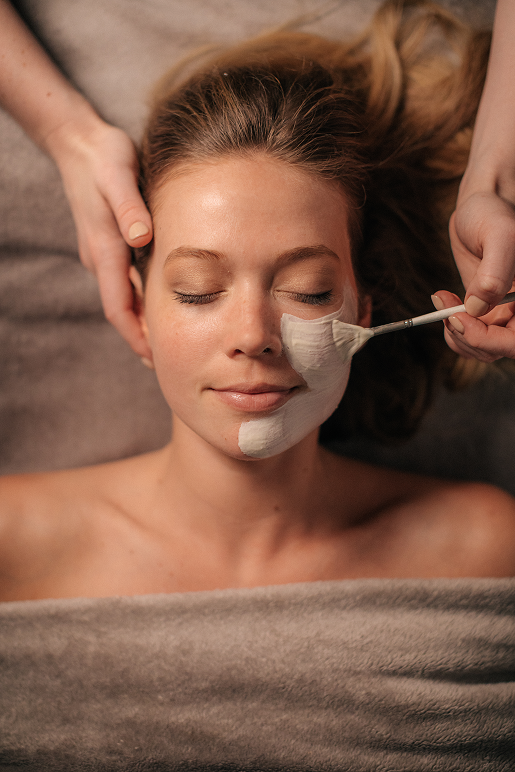 Morning Glow Package: Treat yourself to the perfect summer day with our limited-time Morning Glow package, available August and September. Enjoy admission, your choice of a 50-minute massage or facial (valued at $150), a delicious breakfast, and a bubbly mimosa.